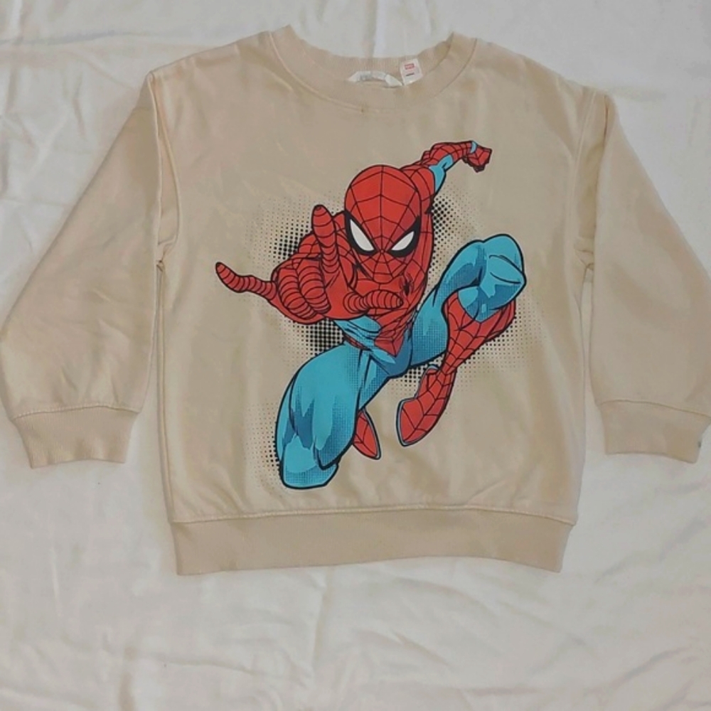 H&M boys cream crewneck red blue Spiderman at the front words at the back 6x-7yr